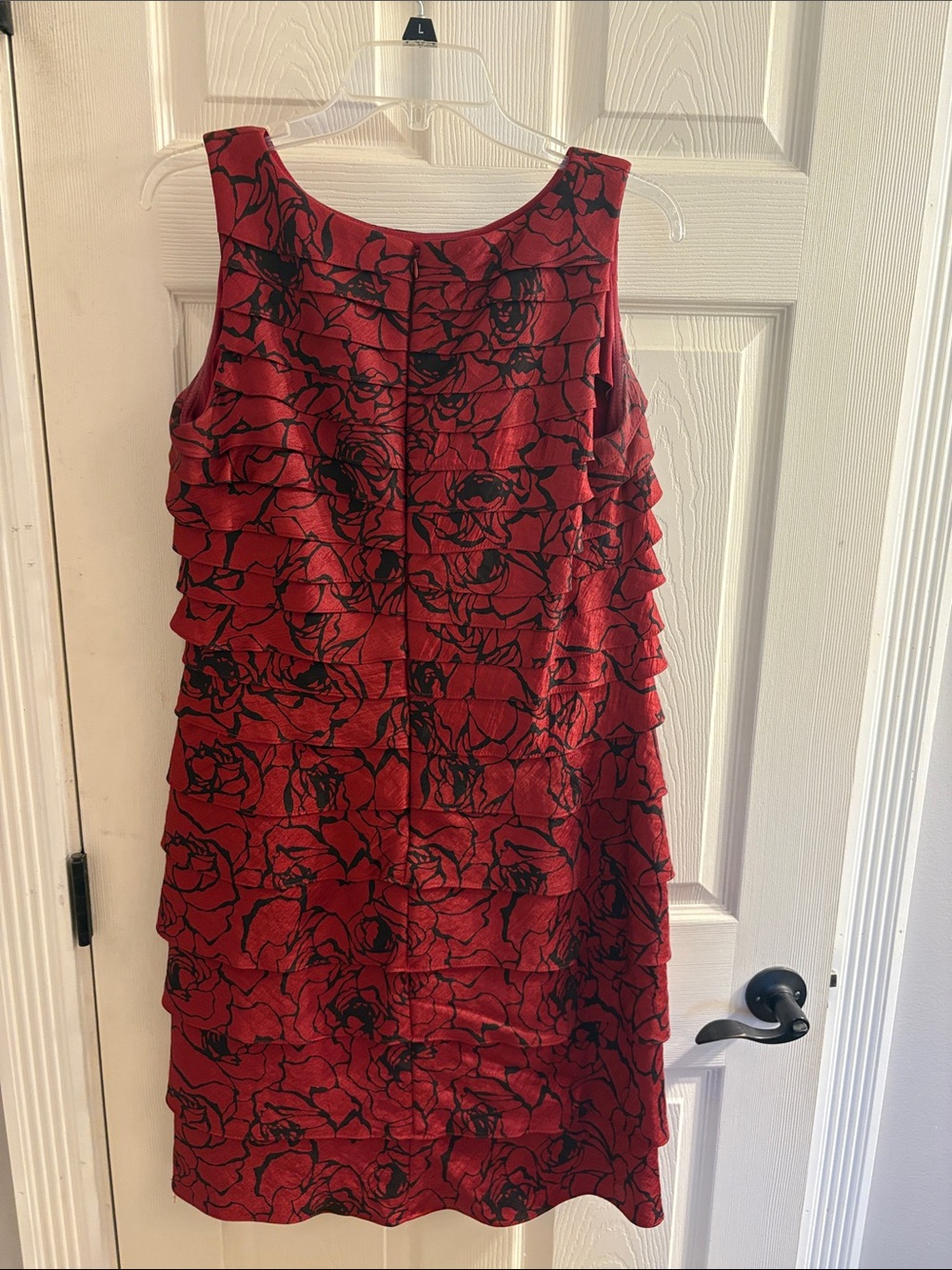 Sleeveless Red Floral Ruffle Midi Dress - Picture 2 of 3